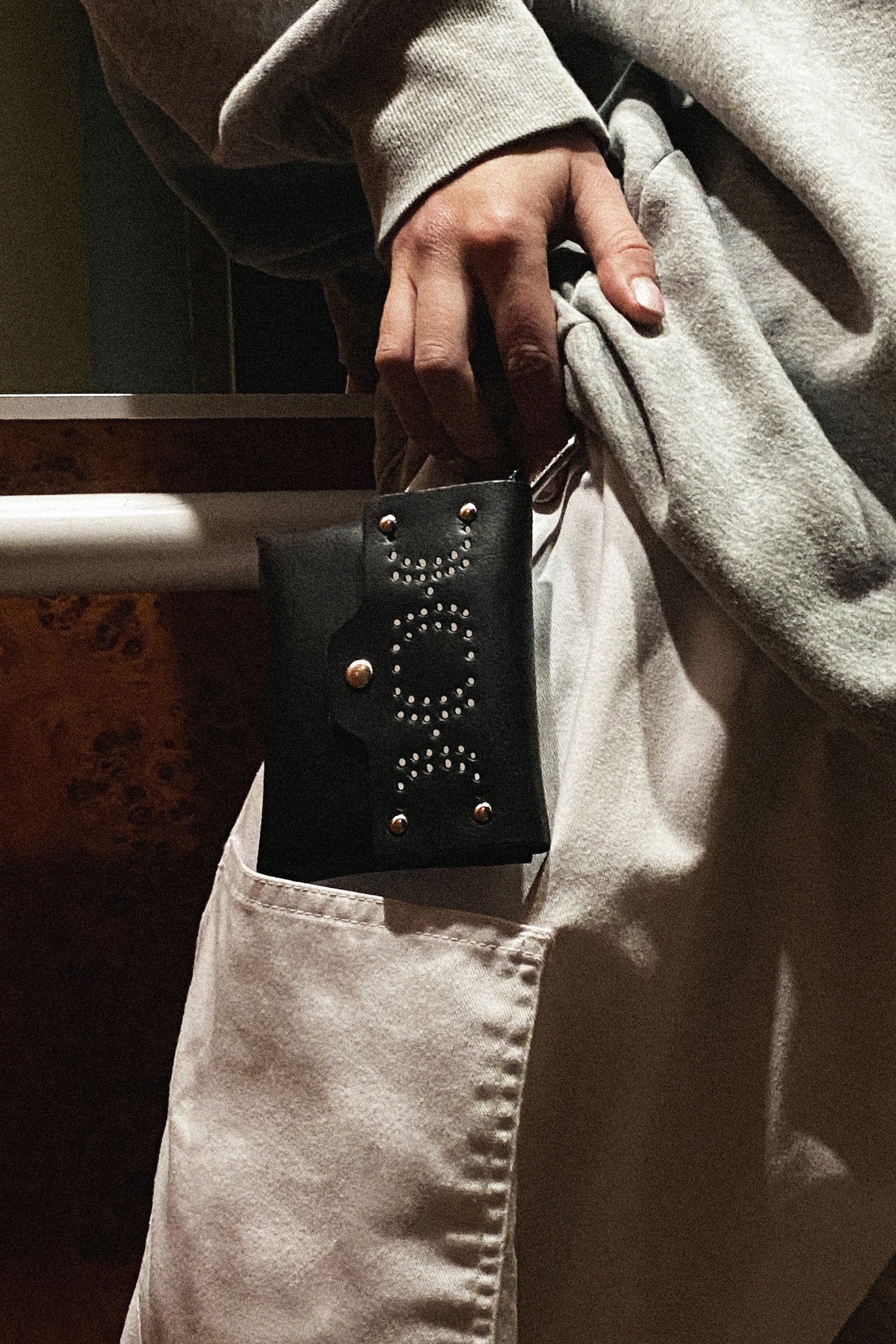 Adaptism Mirror Bag