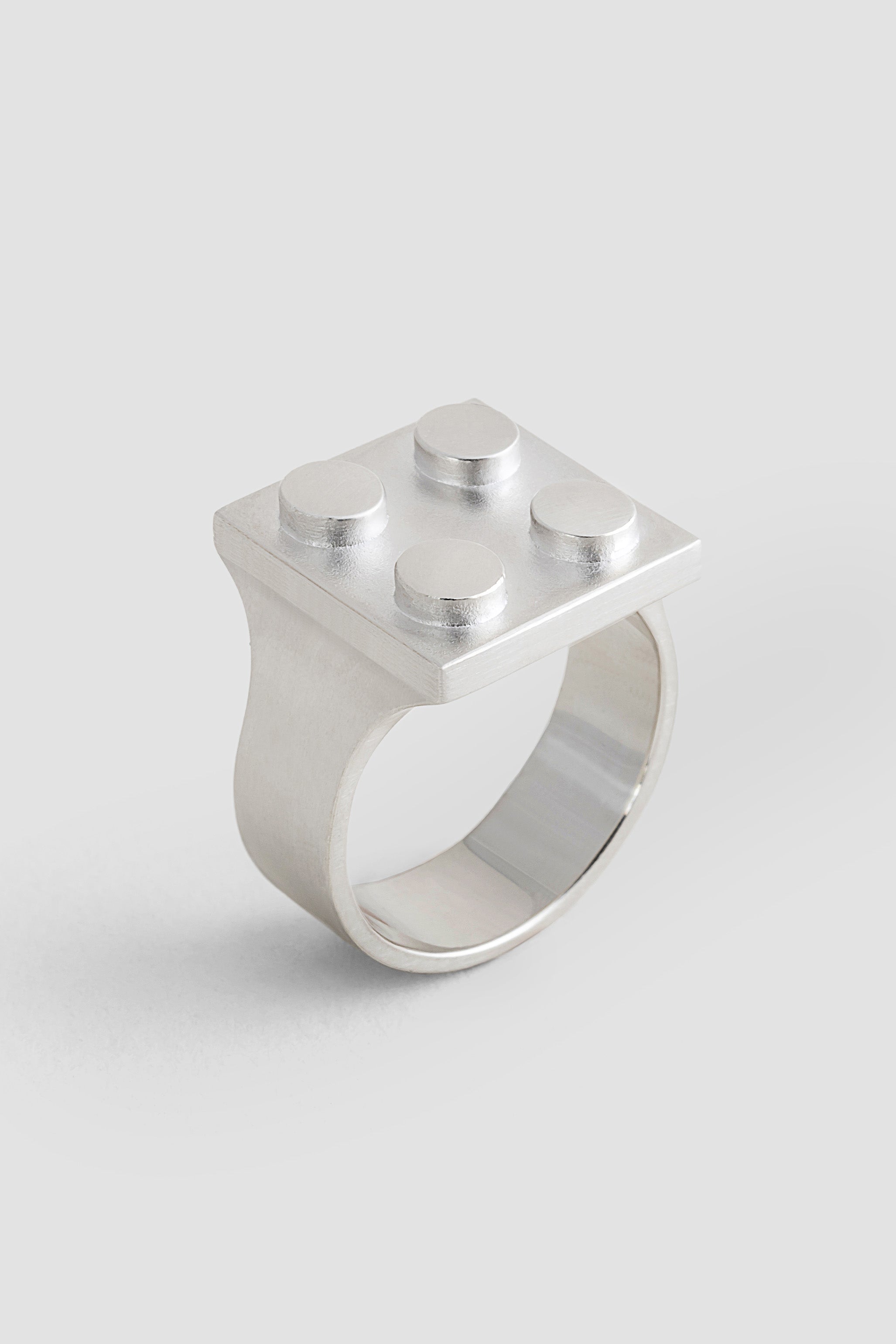 2×2 Signet Ring