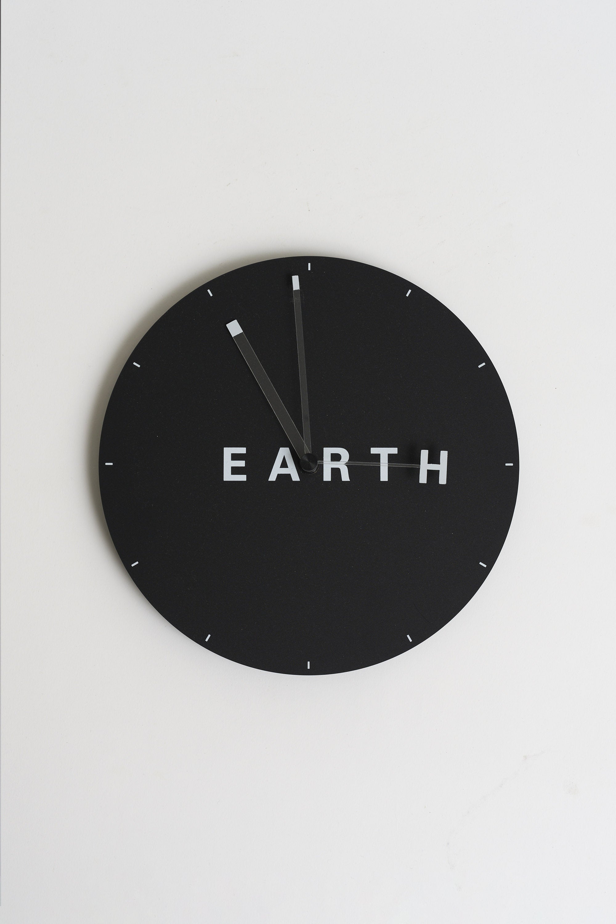 It’s HEARTH o’ clock – wall clock
