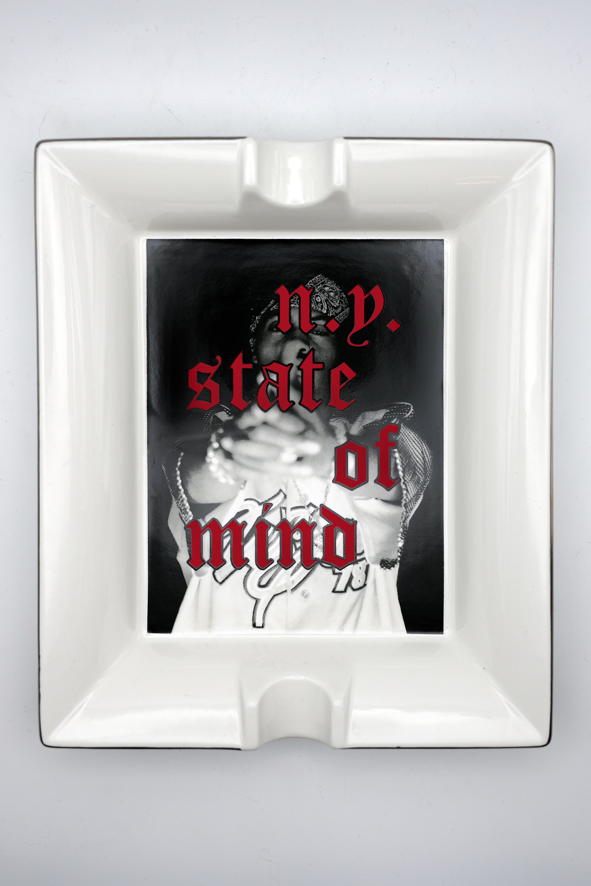 OBJECTS ARE BY x NAS Bone-Free China Ashtray (N.Y. State Of Mind)